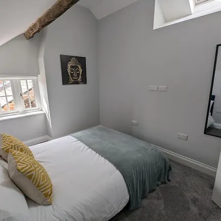 31 High Street - Modern & Stylish 2-Bed Apartment - Inc Parking Husbands Bosworth Exterior photo